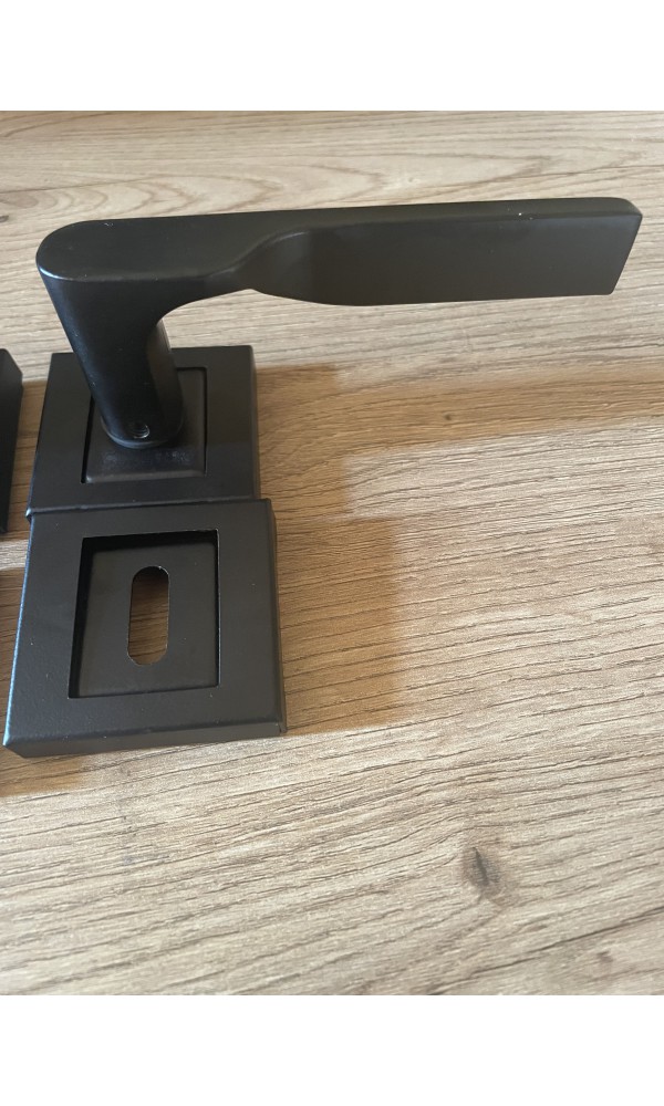 Bersa Yapı Veroni Sac Kare Rozetli Oda Kapı Kolu Siyah 1 Takım