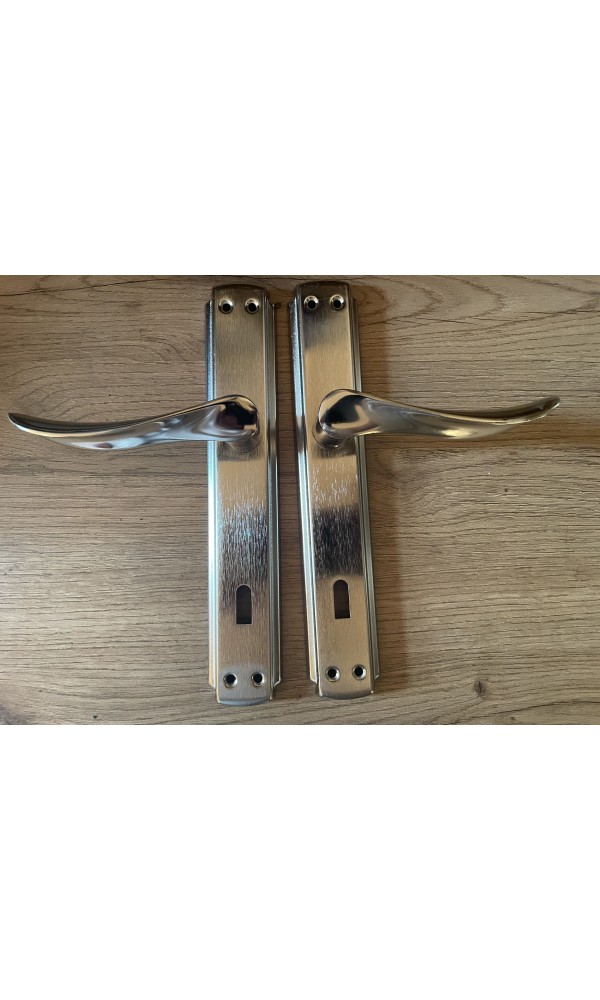 Bersa Yapı Yaprak Aynalı Oda Kapı Kolu Ve Sesiz Gömme Kilit Nikel 1 Kapılık Takım Nikel Kapı Kilidi 40mm