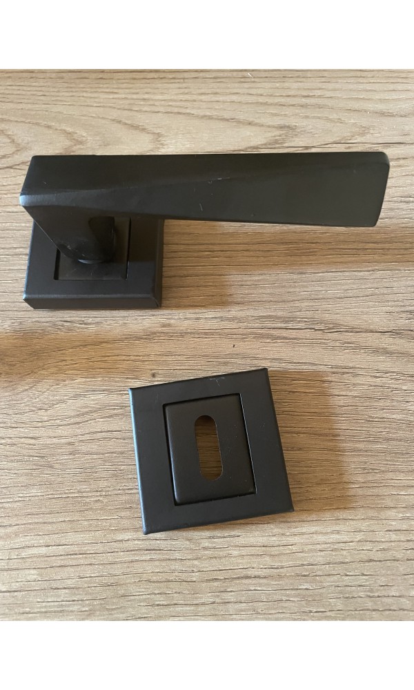 Bersa Yapı Prizma Sac Kare Rozetli Oda Kapı Kolu Siyah 1 Takım