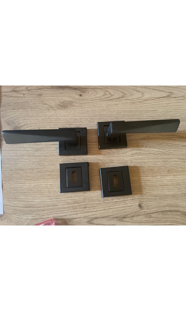 Bersa Yapı Prizma Sac Kare Rozetli Oda Kapı Kolu Siyah 1 Takım